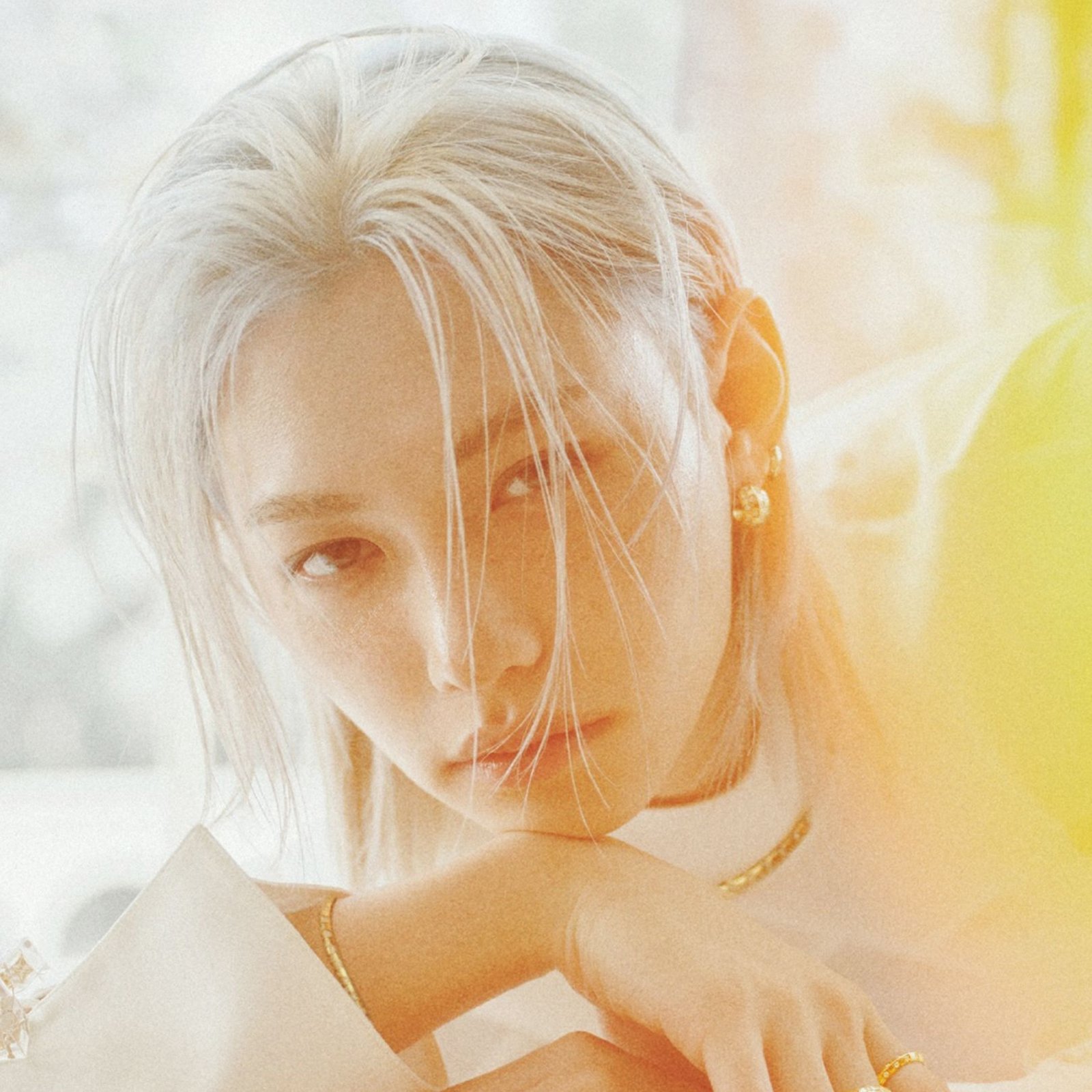 Interview de Felix pour DAZED Korea